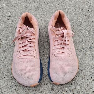 Altra Torin sneaker women's size 9